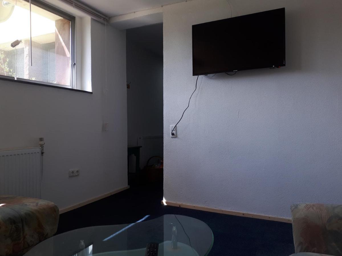 Monteurunterkunft Oberaula Esterno foto